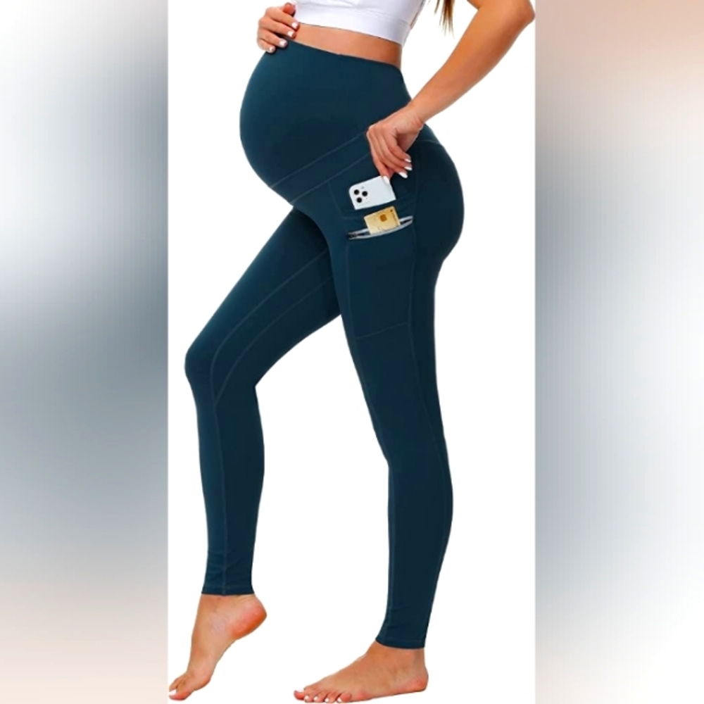 Maternity leggings size medium